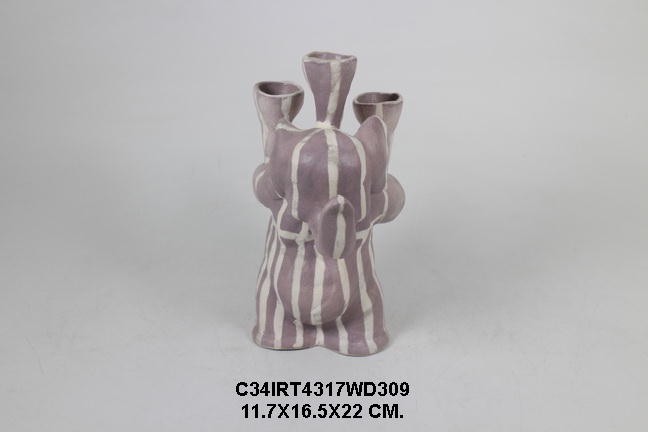Candle holder