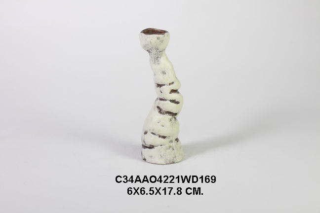 Candle holder