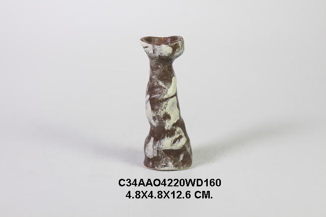 Candle holder