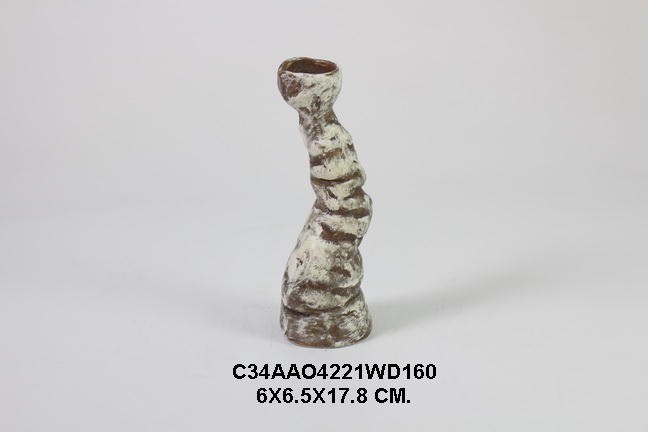 Candle holder