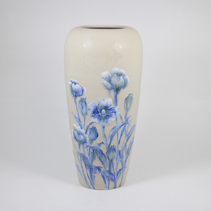 Medium Vases