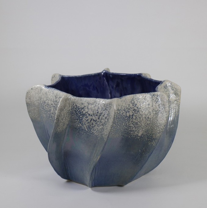 Medium Vases