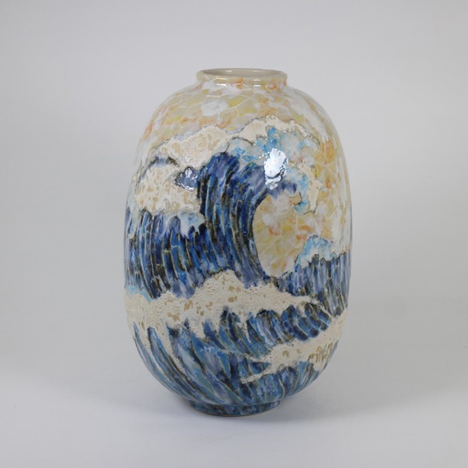 Medium Vases