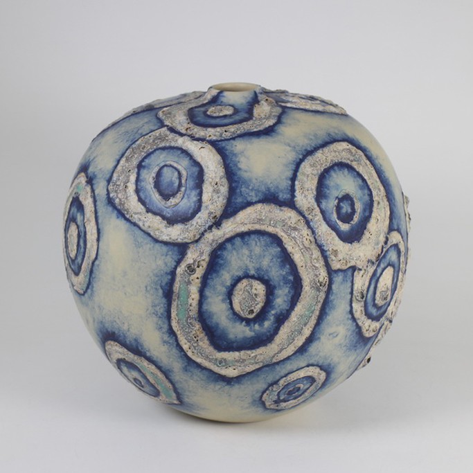 Medium Vases