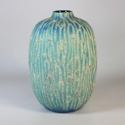 Medium Vases