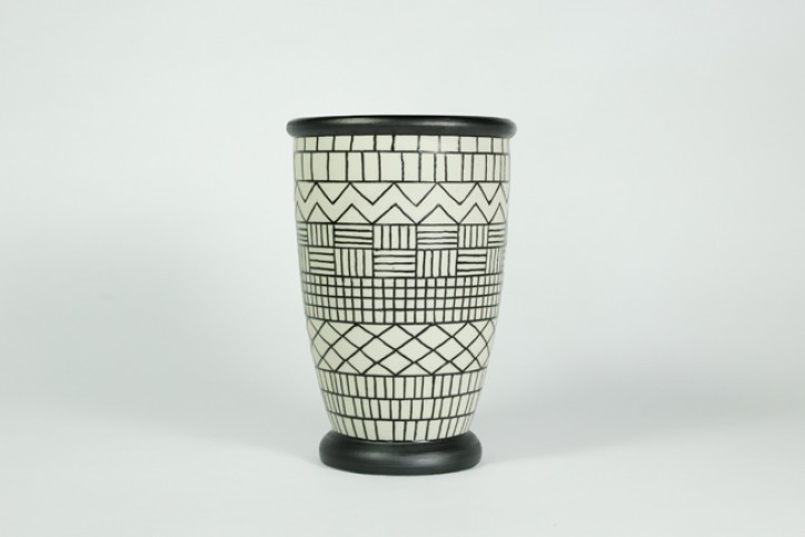Medium Vases