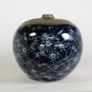 Medium Vases