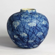 Medium Vases
