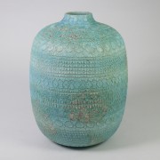Medium Vases