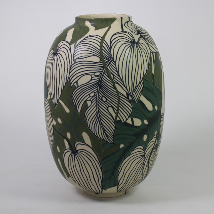 Medium Vases