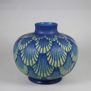 Medium Vases