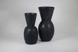 Medium Vases