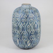 Medium Vases
