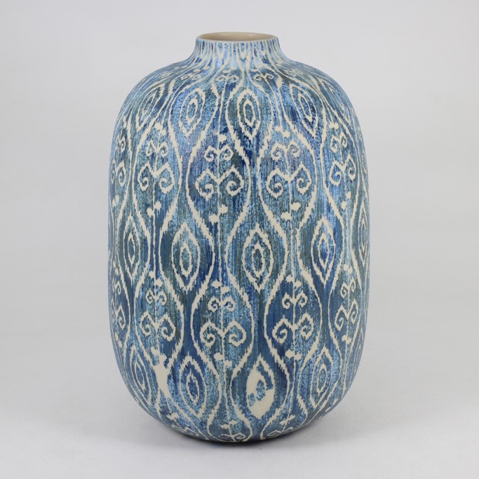 Medium Vases