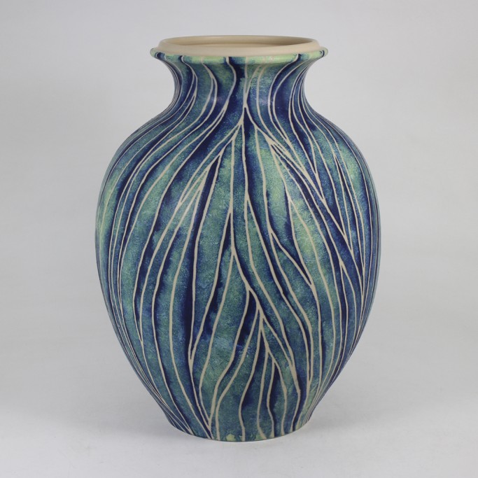 Medium Vases