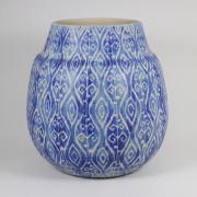 Medium Vases