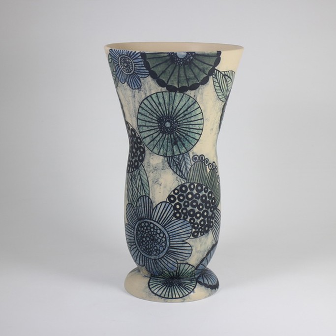 Medium Vases