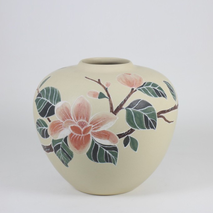 Medium Vases