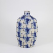 Medium Vases