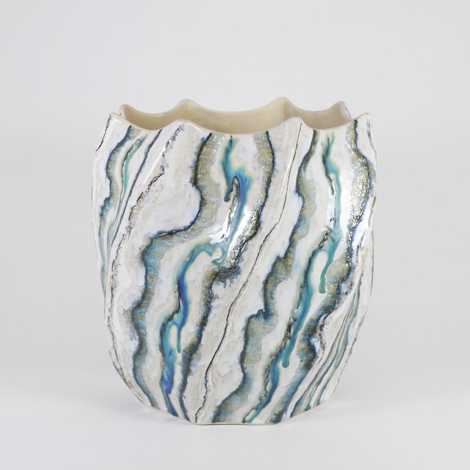Medium Vases