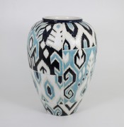 Medium Vases
